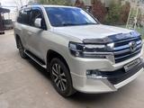 Toyota Land Cruiser 2017 года за 29 000 000 тг. в Актобе