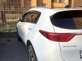 Kia Sportage 2018 года за 9 800 000 тг. в Семей – фото 2