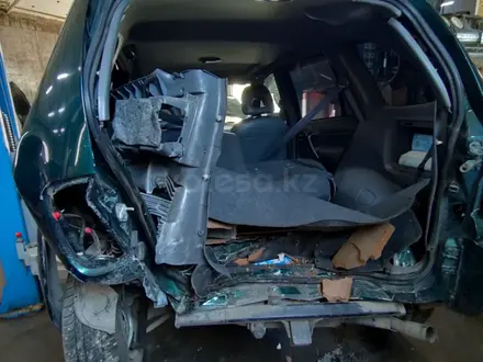 Toyota RAV4 2002 года за 2 500 000 тг. в Астана – фото 15