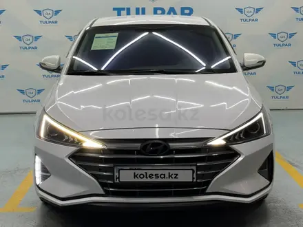 Hyundai Elantra 2019 года за 8 900 000 тг. в Алматы – фото 2