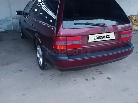 Volkswagen Passat 1996 года за 2 500 000 тг. в Алматы – фото 4