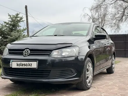 Volkswagen Polo 2015 года за 5 183 196 тг. в Шу