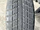 225/55r17 Toyo 1штүшін4 000 тг. в Алматы