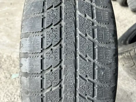 225/55r17 Toyo 1шт за 4 000 тг. в Алматы