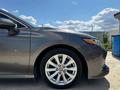 Toyota Camry 2020 годаfor11 000 000 тг. в Атырау – фото 12