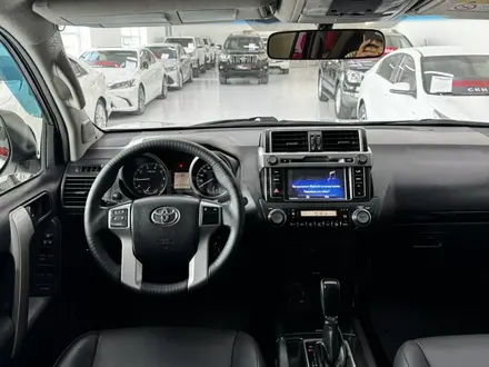 Toyota Land Cruiser Prado 2016 года за 18 500 000 тг. в Актау – фото 6