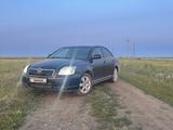 Toyota Avensis 2003 годаүшін3 100 000 тг. в Актобе – фото 5