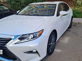 Lexus ES 250 2016 годаүшін15 800 000 тг. в Астана – фото 3