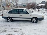 Volkswagen Passat 1991 годаfor700 000 тг. в Есик