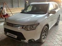 Mitsubishi Outlander 2014 годаүшін8 100 000 тг. в Шымкент