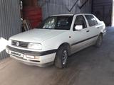 Volkswagen Vento 1992 года за 1 200 000 тг. в Петропавловск – фото 2