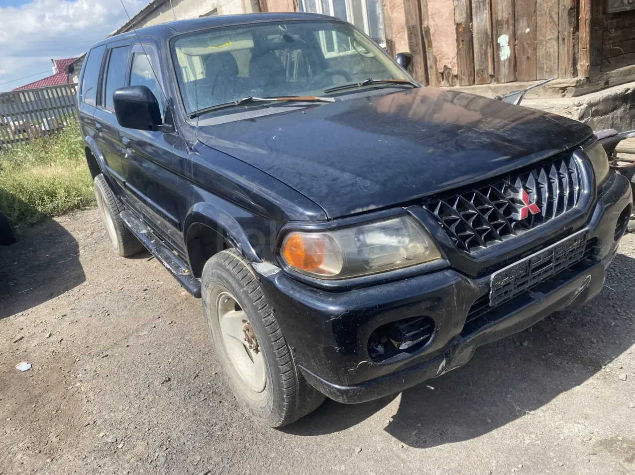 Mitsubishi Montero Sport, 2001