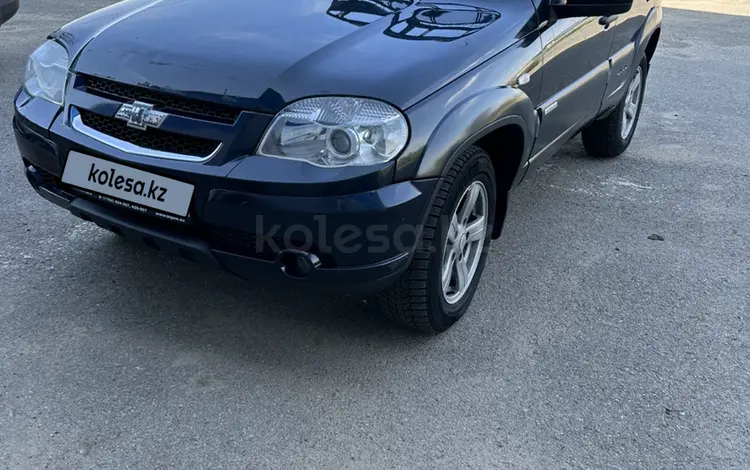 Chevrolet Niva 2015 года за 3 000 000 тг. в Атырау