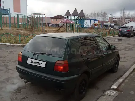 Volkswagen Golf 1995 года за 1 300 000 тг. в Петропавловск – фото 3