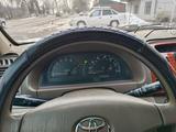 Toyota Camry 2002 годаүшін4 700 000 тг. в Алматы – фото 2