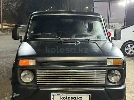 ВАЗ (Lada) Lada 2121 2000 года за 2 500 000 тг. в Алматы – фото 2