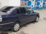 Volkswagen Vento 1993 года за 1 300 000 тг. в Тараз – фото 4