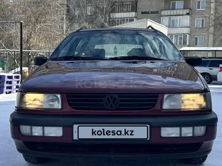 Volkswagen Passat 1997 года за 2 700 000 тг. в Семей