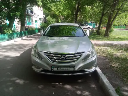 Hyundai Sonata 2011 года за 5 200 000 тг. в Караганда – фото 2