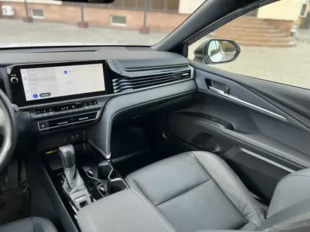 Toyota Camry 2024 года за 18 000 000 тг. в Семей – фото 14