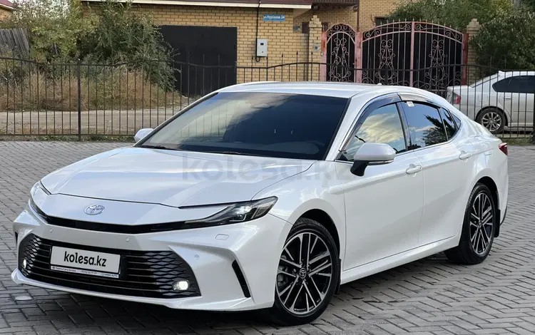 Toyota Camry 2024 года за 18 000 000 тг. в Семей