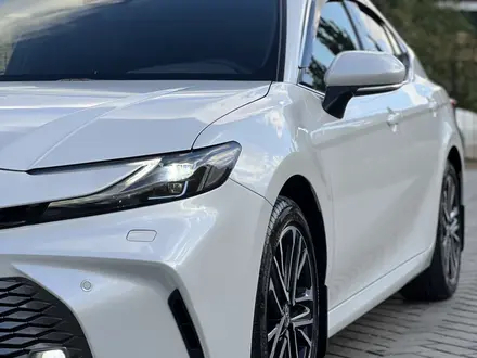 Toyota Camry 2024 года за 18 000 000 тг. в Семей – фото 5