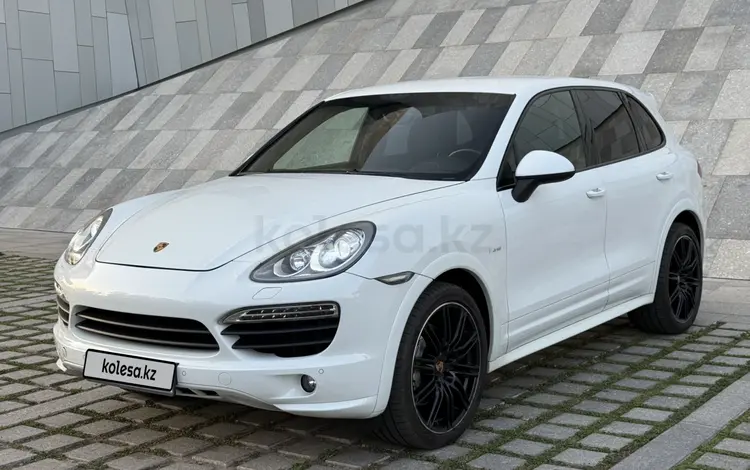 Porsche Cayenne 2013 года за 16 000 000 тг. в Алматы