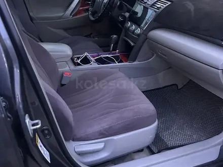 Toyota Camry 2006 года за 4 700 000 тг. в Актау – фото 5