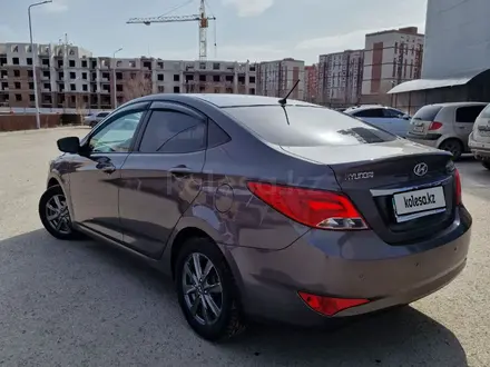 Hyundai Accent 2015 года за 6 200 000 тг. в Актобе – фото 4