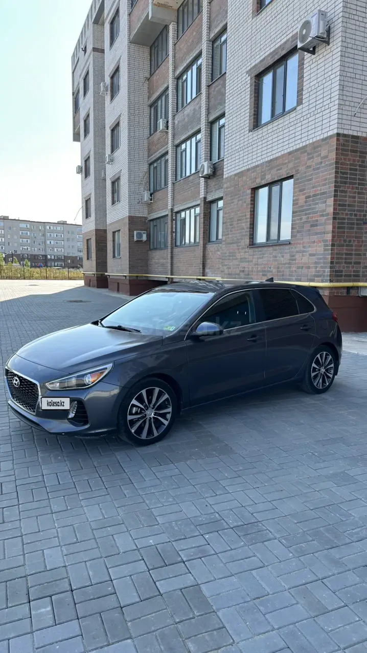 Hyundai Elantra, 2019