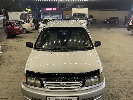 Toyota Ipsum 1997 года за 3 400 000 тг. в Алматы