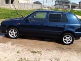 Volkswagen Golf 1995 года за 1 650 000 тг. в Алматы – фото 4