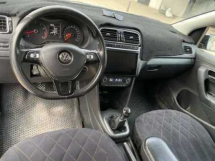 Volkswagen Polo 2018 года за 6 200 000 тг. в Атырау – фото 6