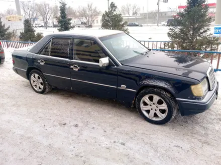 Mercedes-Benz E 260 1990 года за 1 000 000 тг. в Павлодар – фото 2