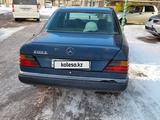 Mercedes-Benz E 200 1991 года за 1 300 000 тг. в Жанатас – фото 4