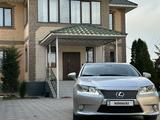 Lexus ES 350 2013 года за 10 500 000 тг. в Алматы