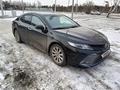 Toyota Camry 2018 годаfor13 200 000 тг. в Астана – фото 2