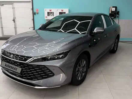 BYD Qin L DM-i Leading 2025 года за 10 600 000 тг. в Усть-Каменогорск – фото 3