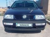 Volkswagen Vento 1993 года за 830 000 тг. в Шымкент