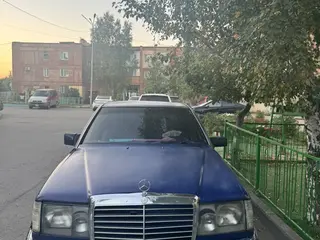 Mercedes-Benz E-Class, 1992
