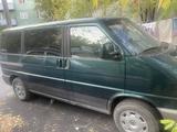 Volkswagen Multivan 1996 годаүшін4 700 000 тг. в Караганда – фото 4