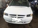 Dodge Caravan 1997 года за 2 300 000 тг. в Астана