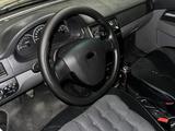 ВАЗ (Lada) Priora 2172 2011 годаүшін1 700 000 тг. в Караганда – фото 2