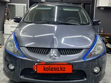 Mitsubishi Grandis, 2005