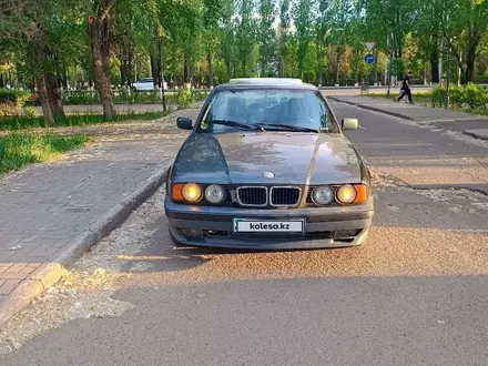 BMW 520 1995 года за 1 200 000 тг. в Астана