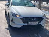 Hyundai Sonata 2022 года за 11 900 000 тг. в Алматы – фото 2