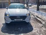 Hyundai Sonata 2022 года за 12 800 000 тг. в Алматы – фото 3
