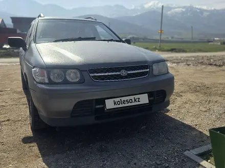 Nissan R'nessa 1997 года за 1 800 000 тг. в Алматы