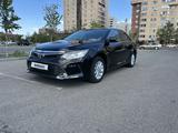 Toyota Camry 2015 года за 10 850 000 тг. в Астана