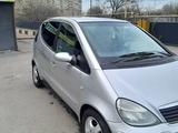 Mercedes-Benz A 190 2001 годаүшін2 800 000 тг. в Алматы – фото 3